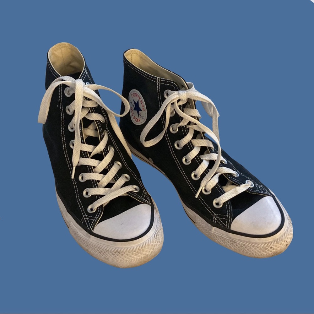 Black high top Converse All Star women’s size 10